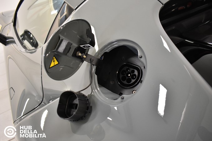 FERRARI FERRARI 296 GTB